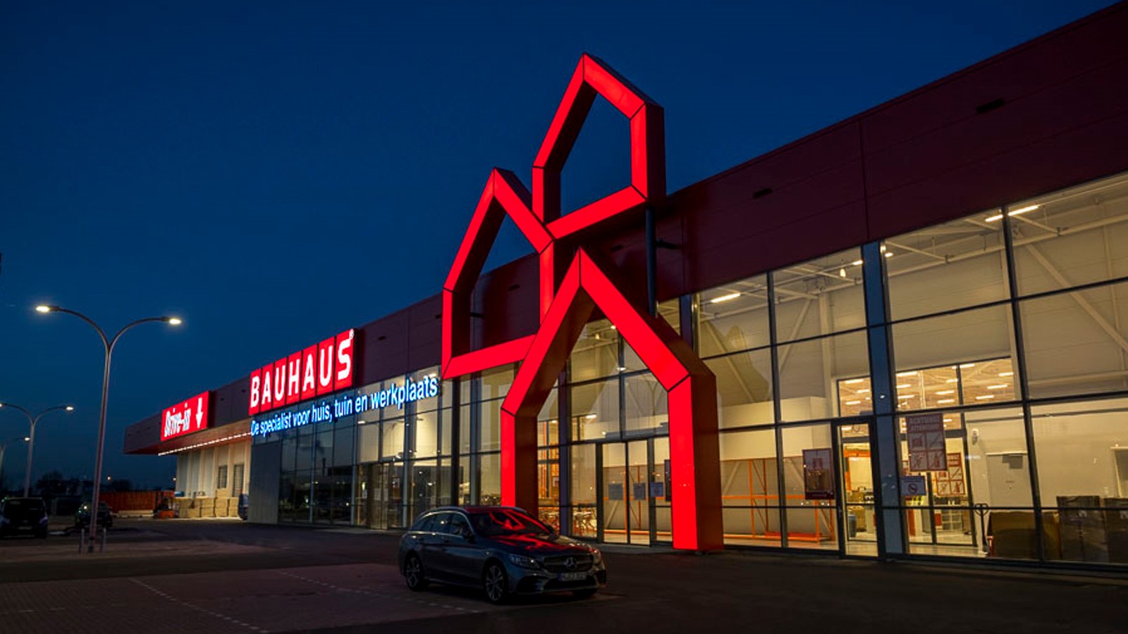 UV05660-signtechniek-bauhaus-1600